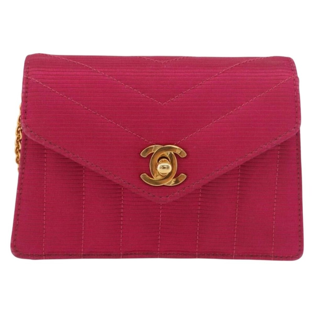 Chanel V Stitched Chain Shoulder Bag Pink